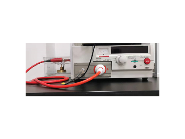 耐压测试仪